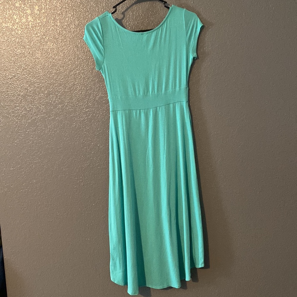 ✨5 for $25✨ Promesa green dress - Picture 2 of 12